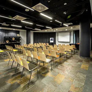 4* מלון Mercure Centrum